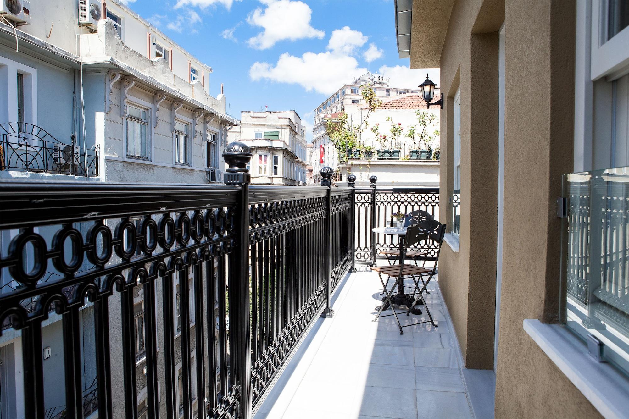 Meroddi Pera Flats Istanbul Exterior foto